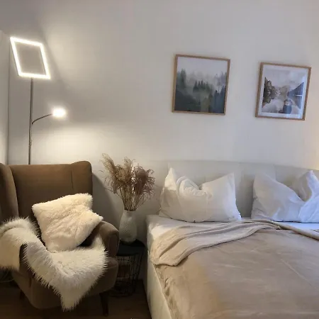 Brandnew - Executive 1 Apartment
