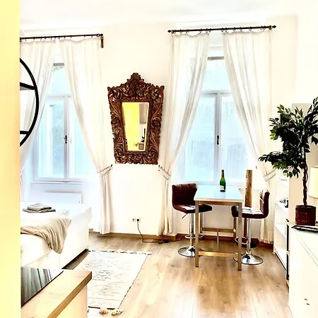 Brandnew - Executive 1