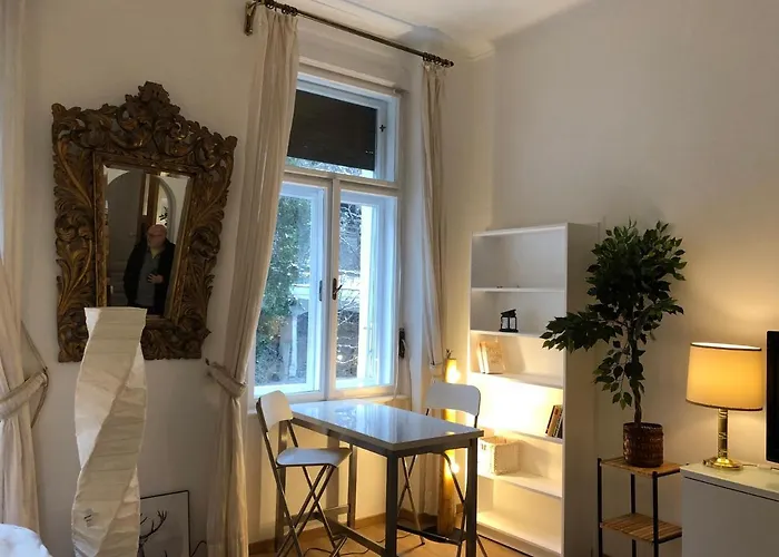 Brandnew - Executive 1 Apartment *