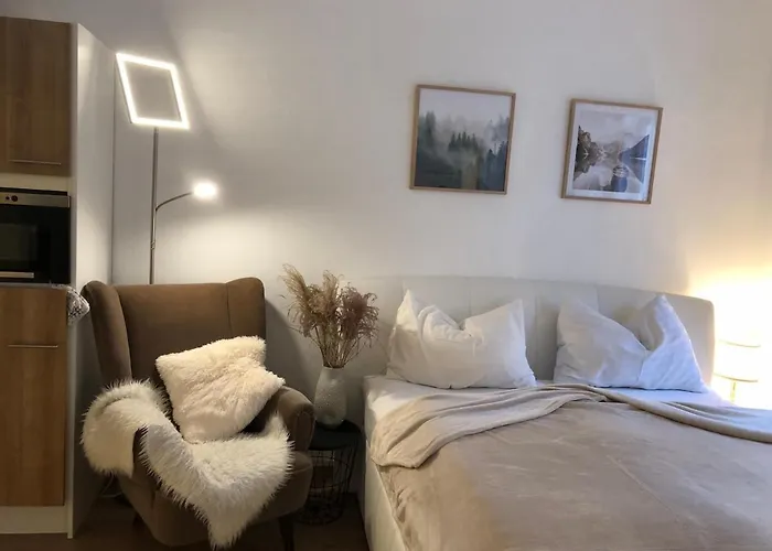 Brandnew - Executive 1 Apartment