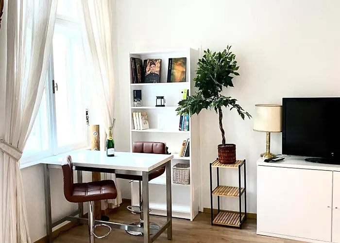 Brandnew - Executive 1 Apartment *